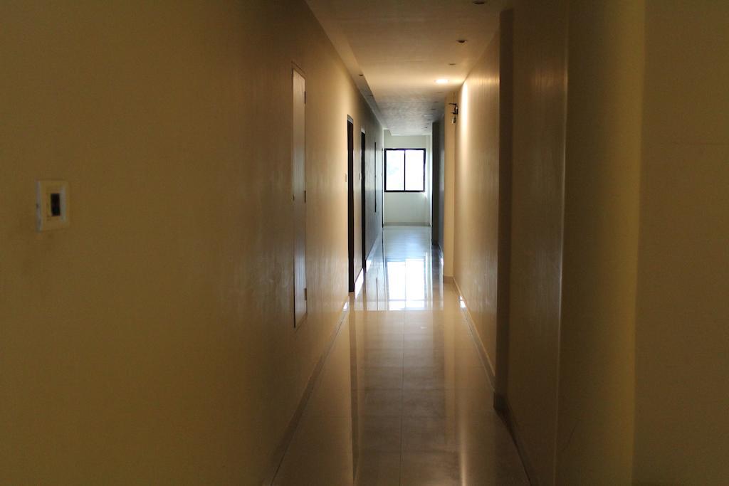Dibrugarh Club House Hotel Екстериор снимка